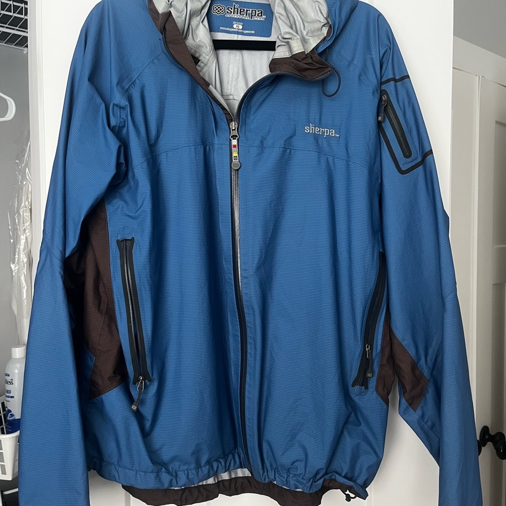 Men’s Sherpa Adventure Gear XL EUC